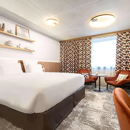 Pullman 4*
