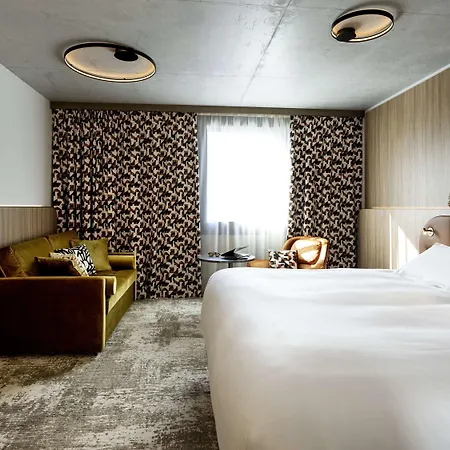 Pullman Hotel