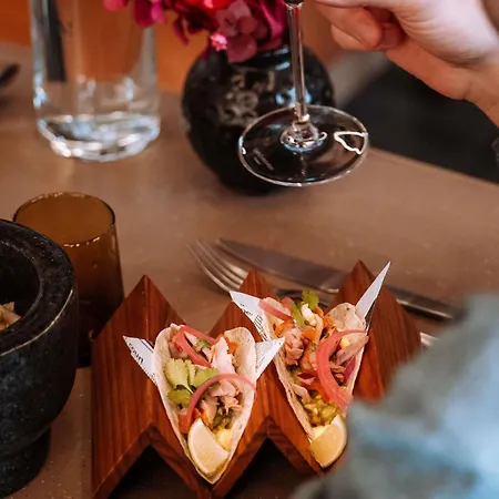 Pullman ホテル 4*