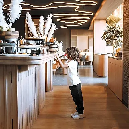 Pullman Hotel 4*