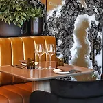 Отель Pullman Лион