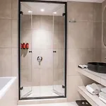 Pullman 4*