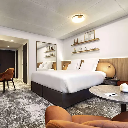 Отель Pullman 4*