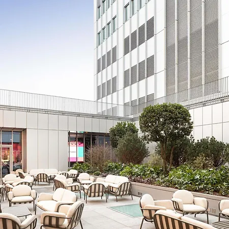 Pullman Отель 4*