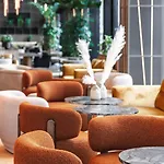 Pullman 4*
